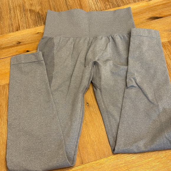 NVGTN leggings - Picture 2 of 3